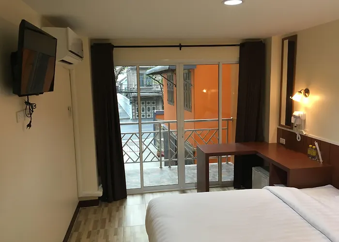 Baan Wanchart ホステル *