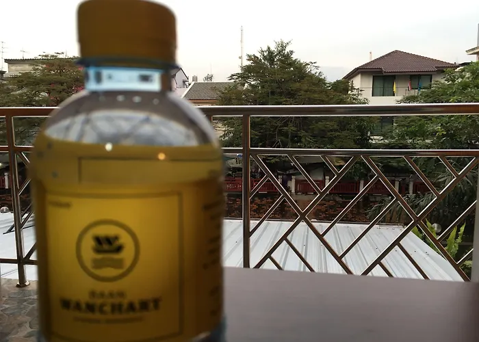 Hostel Baan Wanchart *