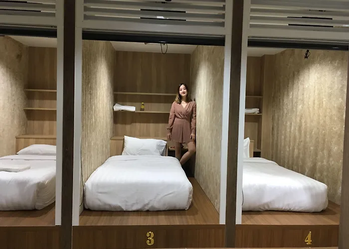 Baan Wanchart * Bangkok