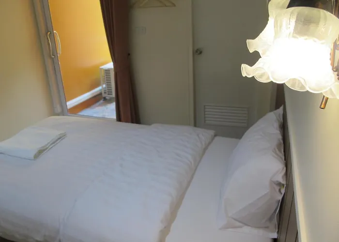 Baan Wanchart * Bangkok