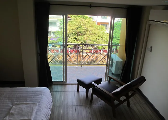 Baan Wanchart * Bangkok
